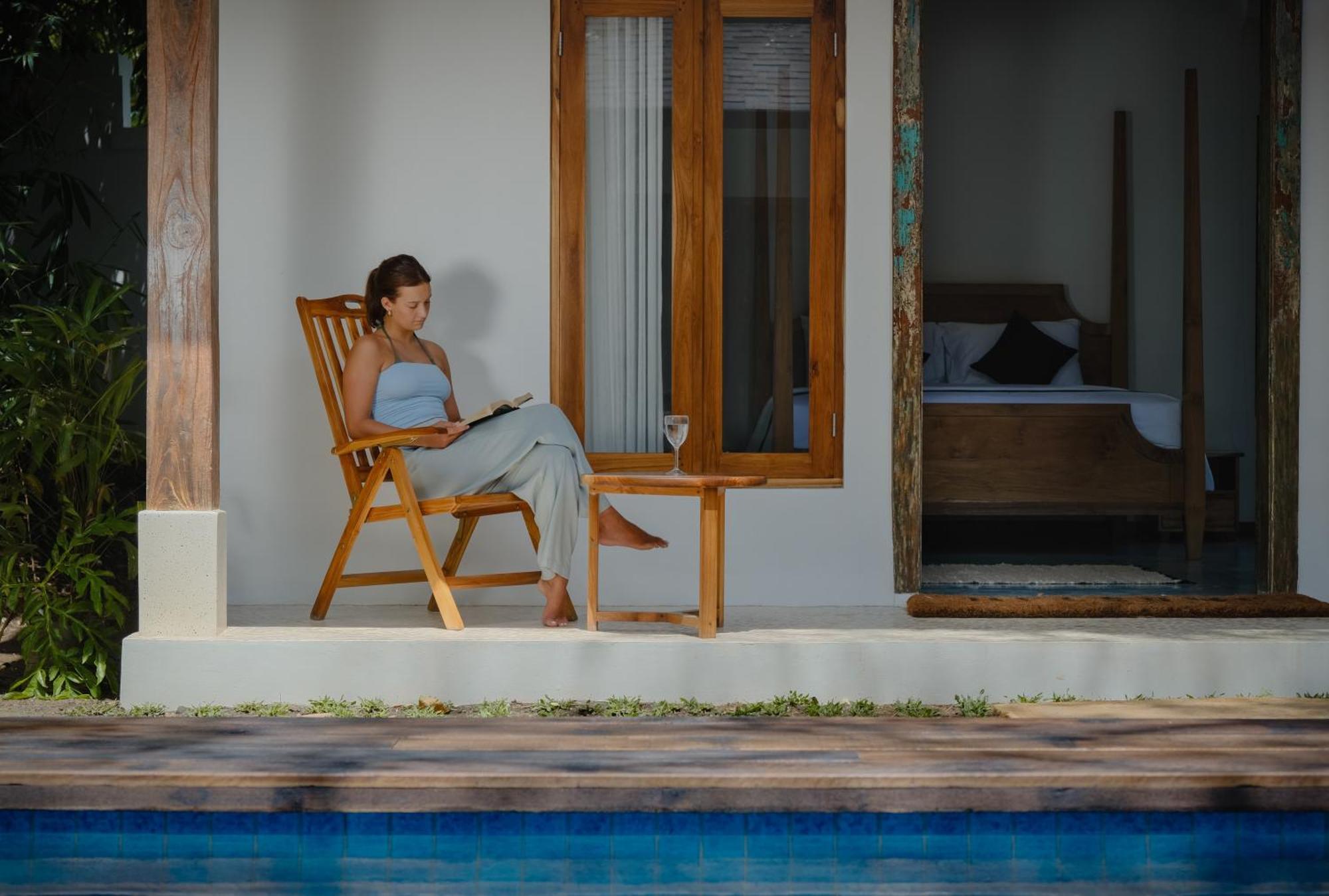 Tropik Resort Lombok Selong Belanak Exterior photo